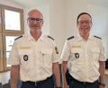 Bild: pz
Claus Ernstberger (rechts) ist neuer Stellvertreter von Harald Fuchs (links), dem Leiter der Polizeiinspektion Waldsassen. Das Sicherheitsgespräch im Rathaus Mitterteich war Ernstbergers erster öffentlicher Termin in der neuen Position.