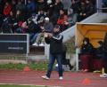 Bild: Dieter Jäschke
Roland Lang, Trainer des TSV Erbendorf, motiviert seine Spieler. Das Derby beim TSV Reuth ist für die Steinwaldelf die Generalprobe für die Bezirksliga-Relegation.