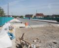 Bild: Hirsch
Blick auf die neue Brücke über die Naab in Schwandorf. Sie soll Anfang Juli für den Verkehr freigegeben werden.