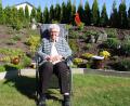Bild: prh
Annemarie Nachtmann genießt ihr Leben in ihrem Garten. Kaum zu glauben, dass die noch vielseitig interessierte Neustädter Sportpionierin 90 Jahre alt wird.