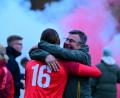 Bild: Schrems, Thomas (thomasschrems@freenet.de)
Meistertrainer Thorsten Meier (rechts) war nach dem Spiel einfach nur stolz auf den Verein und seine Mannschaft.