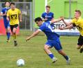 Bild: Büttner
Die SpVgg SV Weiden II (blaue Trikots) hatte auch im letzten Spiel der Saison gegen den SV Hahnbach die Nase vorn und sicherte sich die Landesliga-Relegation.