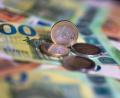 Symbolbild: Monika Skolimowska/dpa
Die Städtebauförderung von Bund und Land unterstützt zwölf Kommunen im Stimmkreis Schwandorf mit insgesamt über 1,8 Millionen Euro.