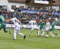 Bild: Hubert Ziegler
Gebenbachs Friedrich Lieder (Dritter von rechts) und Ammerthals Fabio Pirner (Zweiter von rechts) erwarten am Samstag beim Relegations-Rückspiel erneut ein enges Spiel. Am Mittwoch siegten die Gäste in Gebenbach mit 2:1.