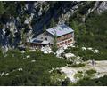 Archivbild: Angelika Warmuth/dpa
Schon jetzt sind die Hütten des Alpenvereins gut gebucht.