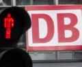 Symbolbild: Peter Kneffel/dpa
Da die Strecke Nürnberg–Ansbach gesperrt wird, fällt laut DB auch die Nebenbahn Wicklesgreuth–Windsbach aus.