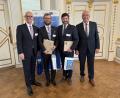 Bild: Regierung der Oberpfalz/Kammermeier/exb
Von links: Regierungspräsident Walter Jonas, stv. Bezirkshauptmann Martin Rybár, stv. Bezirkshauptmann Jan Bozděch und Bezirkstagspräsident Franz Löffler.
