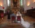 Bild: fz
Heiraten zum Zweiten. Anja und Daniel Schönberger werden in der Michaelskirche von Pfarrerin Barbara Berckmüller durch ihr zweites Eheversprechen geführt.