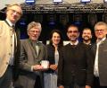 Bild: Hirsch
CSU-Fraktionsvorsitzender Klaus Holetschek (Dritter von rechts) überreichte Theo Männer (Zweiter von links) die Alois-Glück-Medaille. Dazu gratulierten MdL Alexander Flierl, MdB Martina Englhardt-Kopf, CSU-Ortsvorsitzender Thomas Straller und Bürgermeister Martin Birner (von links).