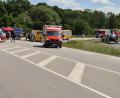 Bild: Hösamer
Bei einem Unfall an der Auffahrt zur Autobahn bei Fronberg (Stadt Schwandorf) ist am Samstag ein Mann getötet und eine Frau lebensgefährlich verletzt worden.