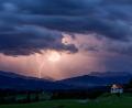 Bild: Jan Eifert/dpa
Im Süden Deutschlands sollen die Unwetter besonders heftig werden. (Archivbild)