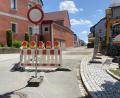 Bild: Josef Glas
Der erste Bauabschnitt der Dorferneuerungsmaßnahme "Oberviechtach" ist in vollem Gange. Der Straßenabschnitt ist bis zur voraussichtlichen Fertigstellung Ende des Jahres gesperrt.