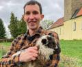 Bild: RTL+
Schafhalter Michael Köstler aus Schönkirch versucht in der aktuellen Staffel von "Bauer sucht Frau", die Frau fürs Leben zu finden.