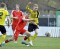 Archivbild: Hubert Ziegler
Marco Helleder (rechts) hat seinen Vertrag beim FC Amberg verlängert.