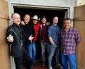 Bild: Heike Bogenberger/exb
Die Band Countryholics spielt zum Dämmerschoppen im Schmidt-Haus in Nabburg.