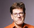 Bild: Stefan Maria Rother/exb
Mit seinem neuen Programm übers Ältererden kommt der Kabarettist Nils Heinrich nach Windischeschenbach.