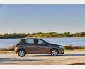 Bild: Dacia/dpa
Ein See voller Tränen oder ein kostengünstiger Kamerad? Ein gebrauchter Dacia Sandero kann viele Facetten haben, worauf ist besonders zu achten?