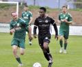Archivbild: Hubert Ziegler
Kevin Amaizo (Zweiter rechts/Szene aus Spiel gegen Großbardorf) spielte bis 2023 bei der DJK Gebenbach. Am Samstag trifft der jetzige Tännesberger auf seinen Ex-Klub.