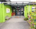 Bild: fdl
Die Kindergärten sind ein Dauerthema im Hirschauer Stadtrat. Hier der Eingang zum Kindergarten St. Wolfgang.