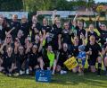 Bild: TSV Theuern III
Die Frauen der Spielgemeinschaft DJK Ursensollen/SV Illschwang/TSV Theuern III sind Meisterinnen in der Kreisliga Amberg/Weiden geworden. Auf den Aufstieg verzichteten sie jedoch.