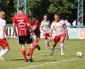 Bild: Dieter Jäschke
Paul Gebhard (rechts) führte zuletzt den SSV Jahn Regensburg II beim 3:0-Testspielsieg beim SC Luhe-Wildenau II aufs Feld.