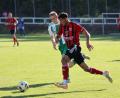 Bild: Dieter Jäschke
Jamal Dubois (vorne) vom SC Luhe-Wildenau im Laufduell mit Lukas Heinrich vom FC Wernberg.