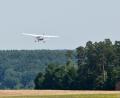 Symbolbild: Daniel Karmann/dpa
Fast in der gesamten Oberpfalz sind wegen hoher Waldbrandgefahr Beobachtungsflieger unterwegs.
