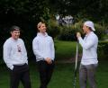Bild: Lukas Kirsch (@cherrysgraph)
Max Menner, Daniel Schwaiger (Mitte) und Leon Hüttl (rechts) bildeten beim offenen Golfturnier eine Gruppe.