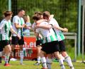 Bild: Thomas Schrems
Der SV Pechbrunn wurde Meister der Kreisklasse 4 im Spielkreis Hof/Wunsiedel/Tirschenreuth und kehrt nach 35 Jahren in die Kreisliga zurück.