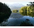 Archivbild: Angelika Warmuth/dpa
Im Eibsee wird nach einem untergegangenen Vater und seinem Sohn gesucht.