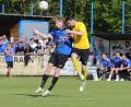 Bild: war
Benjamin Burger vom FC Amberg (rechts) und Johannes Janker vom SV Etzenricht im Kopfballduell. Am Dienstag treffen die beiden Vereine in einem Testspiel aufeinander.