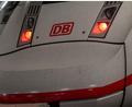 Symbolbild: Peter Kneffel/dpa
ICE-Fahrgäste brauchen auf der Strecke von München nach Berlin noch einige Tage mehr Geduld.