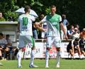 Bild: Sportfoto Zink / Melanie Zink
Philipp Ziereis (rechts/Szene aus dem Test gegen Herzogenaurach) hat sein erstes Tor für die SpVgg Greuther Fürth erzielt.