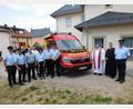 Bild: whü
Ein modern ausgestattetes Mehrzweckfahrzeug für die Feuerwehr wurde im Rahmen des Dorffestes vorgestellt und in Dienst gestellt.