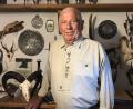 Bild: mma
Franz Erras freut sich über viele Auszeichnungen und Jagdbeuten. Am 28. Juli feiert er 80. Geburtstag.