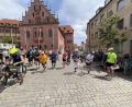 Bild: ge
Am Luitpoldplatz starteten die Via-Carolina-Teams zum Endspurt nach Nürnberg.