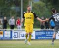 Bild: Dieter Jäschke
Markus Ziereis (links) verletzte sich am Samstag beim Spiel gegen die SpVgg SV Weiden schwerer am Knie.