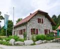 Archivbild: Steinwald-Allianz
Im Jahr 2012 wurde das Waldhaus unter Federführung der Stadt Erbendorf als Wandergaststätte und Informationsstelle ausgebaut.