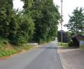 Bild: jr
Mehrheitlich stimmte der Stadtrat für Tempo 30 für die Ortsdurchfahrt von Kleinbüchlberg und unterstützte damit den Wunsch der Dorfgemeinschaft, obwohl dies die Polizei in einer Stellungnahme abgelehnt hatte. Gleichzeitig kündigte die Stadt vermehrt Kontrollen auf Einhaltung an.