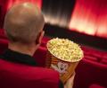 Symbolbild: Fabian Sommer/dpa
Popcorn gehört zu einem gelungenen Kinoabend einfach dazu. Volontär Dominik Hopperdietzel findet aber: Wer es essen kann, der kann es auch aufräumen.