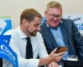Archivbild: Petra Hartl
Das Bild entstand am Abend der Landtagswahl 2023. CSU-Fraktionssprecher Matthias Schöberl (links) und Oberbürgermeister Michael Cerny.