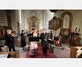 Bild: ck
Das Arte Ensemble holt sich für das 36. Rathauskonzert in Vohenstrauß, das heuer in der evangelischen Stadtkirche veranstaltet wird, gesangliche Unterstützung. Sopranistin Laura Demjan und Countertenor Franz Vitzthum machen den abwechslungsreichen Abend perfekt.