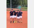 Bild: Grundschule Neustadt
Einige Jungs der Klasse spielen regelmäßig Tennis.