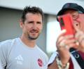 Bild: Martin Schutt/dpa
Miroslav Klose (l) steht vor seiner zweiten Saison als FCN-Coach.