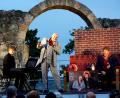 Bild: bkr
Das "Theater für die Jugend" aus Burghausen ließ sich in Gedanken über die Liebe aus.