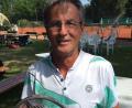 Bild: Böckl
Tennis-Senior Fred Böckl, zweifacher Weltmeister und vielfacher Europa- und deutscher Meister, feiert sein Comeback.