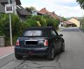 Bild: gf
Nur 17 Prozent der Anfang Juli über 24 Stunden in der Traßlberger Straße gemessenen Verkehrsteilnehmer hielten sich an die zulässige Höchstgeschwindigkeit von 30 km/h und wurden dafür, wie der von unserem Fotografen "geblitzte" Autofahrer an der Anzeigetafel, mit einem auffälligen Smiley belohnt.