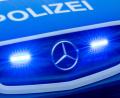 Symbolbild: Jens Büttner/dpa
Eine 54-jährige Fahrerin fiel in Tirschenreuth laut Polizei durch unsichere Fahrweise auf und verursachte einen Unfall.