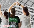 Bildmontage: Marina Gube
Marina Gube und Lisa Sebald reden in einem Spezial des Podcasts "Kulturkiosk" über Konzerte. In der dritten Folge geht es um Menschen, die auf Konzerten nerven sowie über die schönsten und nicht so schönen Konzerterlebnisse der beiden Moderatorinnen.