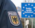 Bild: Bundespolizei
Zwei gesuchte Personen wurden bei Grenzkontrollen auf der A6 festgenommen.